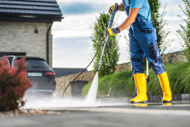 Best Garage Pressure Washing  in Batavia, IL